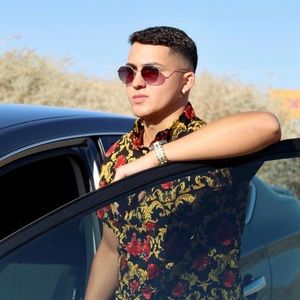 Meet your Posher, Eric